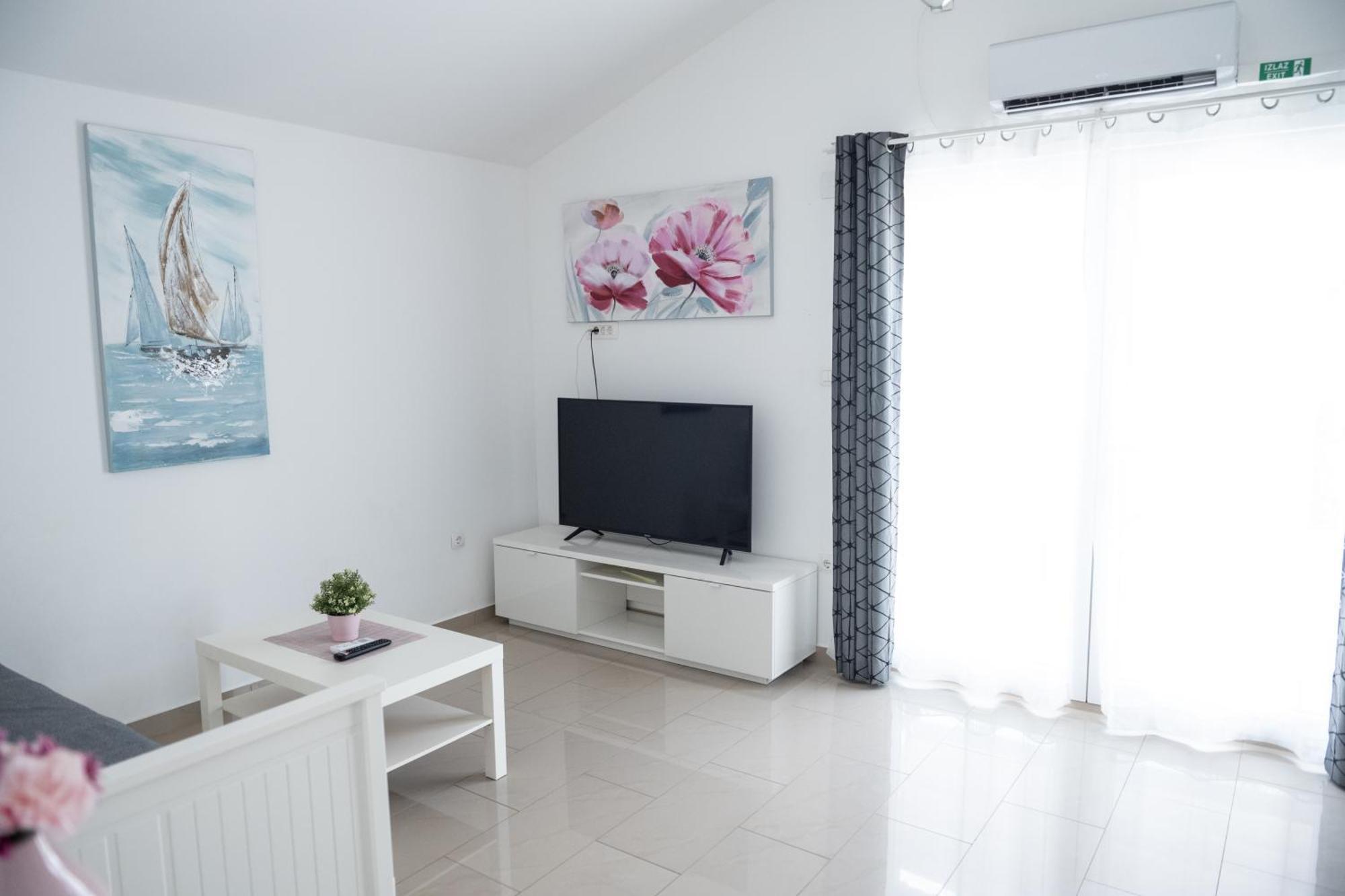 Apartments Solta Rogač Buitenkant foto